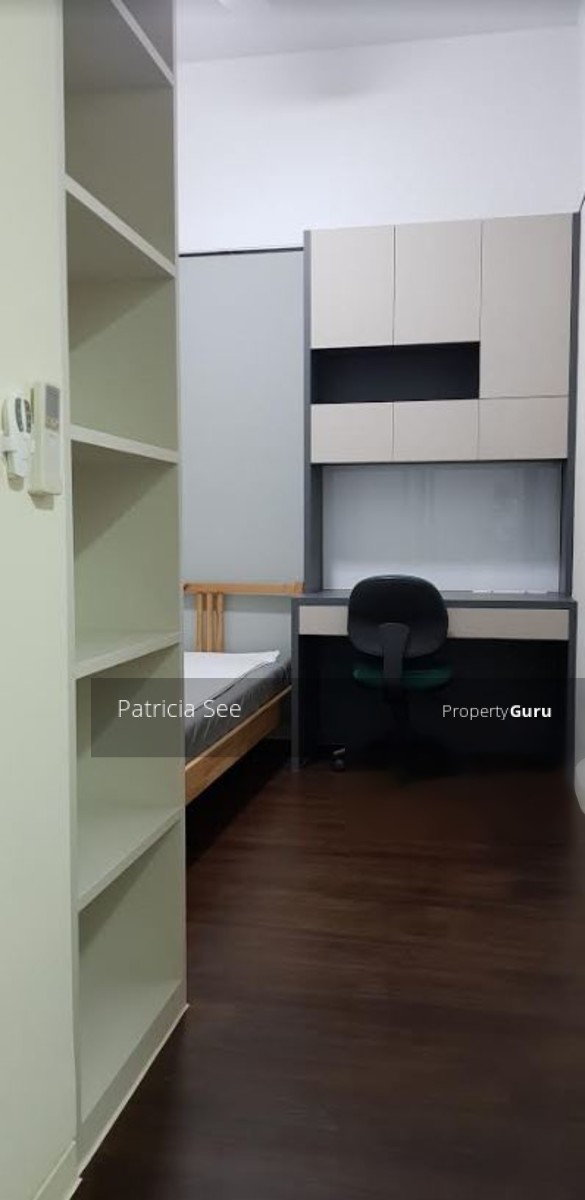 Village @ Pasir Panjang (D5), Condominium #221518171